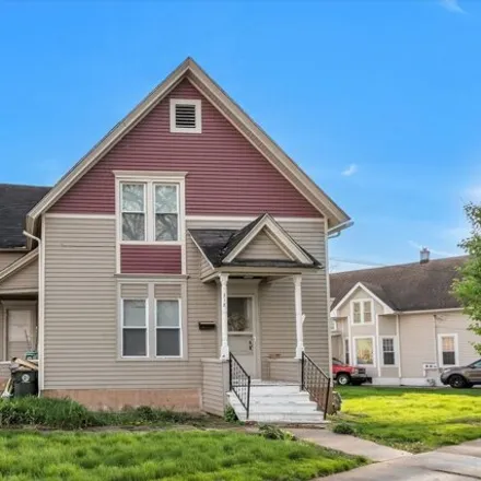 Buy this 5 bed house on 232 Williams Street in Aurora, IL 60506