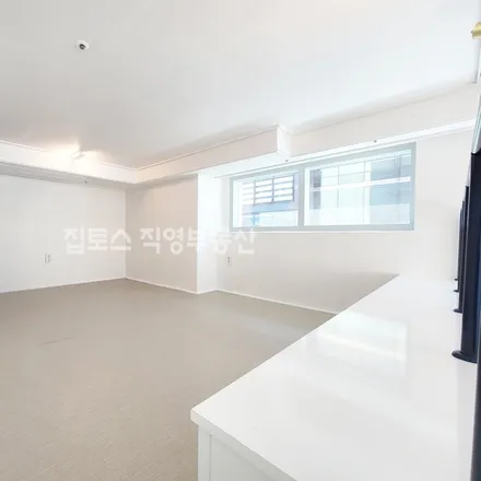 Image 4 - 서울특별시 송파구 삼전동 49 - Apartment for rent