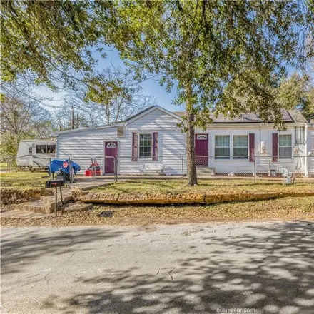 Buy this 3 bed house on 202 North Hutchins Street in Bryan, TX 77803