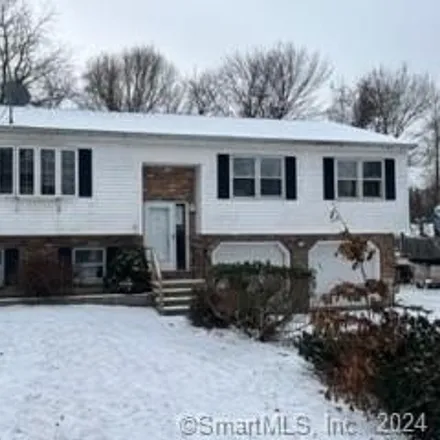 Buy this 3 bed house on 61 Hayfield Road in Waterbury, CT 06704