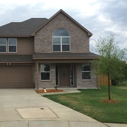 Rent this 3 bed house on 122 Brooks Dr in Terrell, Texas