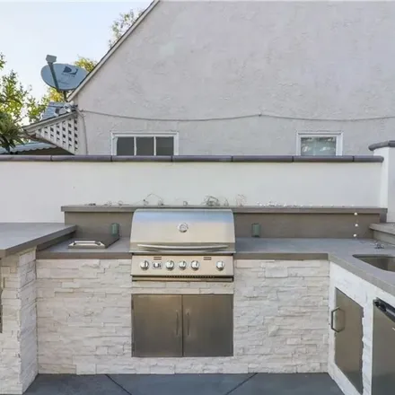 Rent this 4 bed apartment on Alley 89271 in Los Angeles, CA 91604