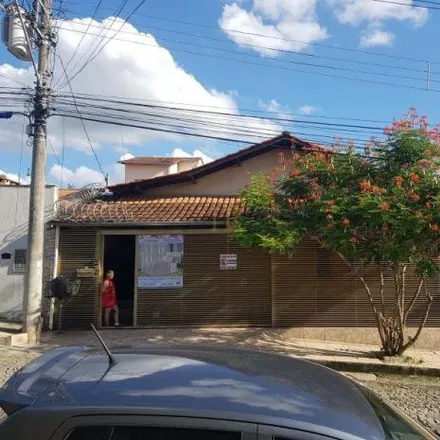 Buy this 4 bed house on Ipiranga in Rua José Maria Alkimim, Ribeirão das Neves - MG