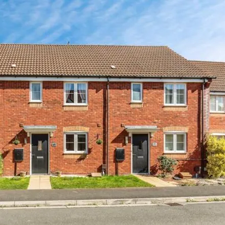 Buy this 3 bed townhouse on Blackburn Way in West Wick, BS24 7GL