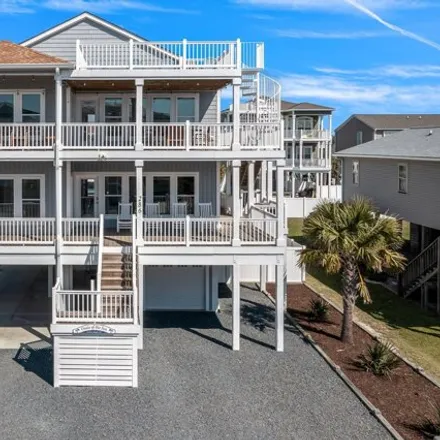 Image 1 - 284 Ocean Boulevard West, Holden Beach, Brunswick County, NC 28462, USA - House for sale