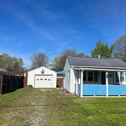 Buy this 3 bed house on 378 Hensley Street in Galion, OH 44833