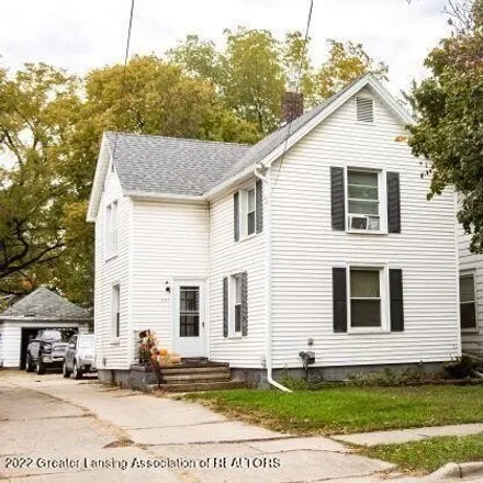 Buy this 3 bed house on 397 North Fairview Avenue in Lansing, MI 48912