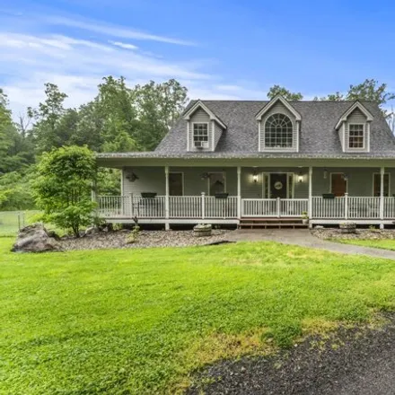 Buy this 3 bed house on 560 Michelle Ln S in Thomaston, Connecticut