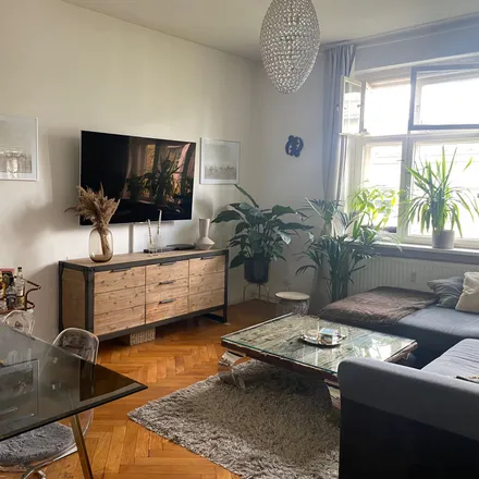 Rent this 2 bed apartment on S Hohenzollerndamm in Seesener Straße, 10713 Berlin