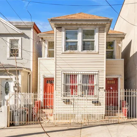 Buy this 4 bed duplex on 3087 Heath Avenue in New York, NY 10463
