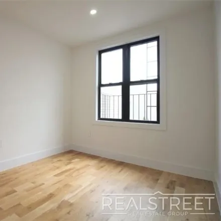 Image 9 - 144a Sumpter St Unit 3, Brooklyn, New York, 11233 - House for rent