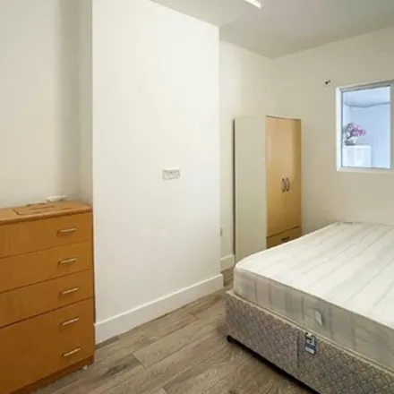 Image 6 - Sandringham Road, Dudden Hill, London, NW2 5ER, United Kingdom - Apartment for rent
