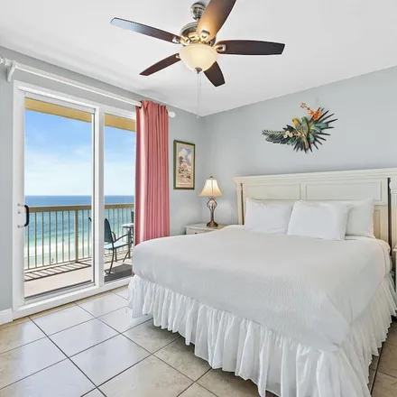 Rent this 3 bed condo on Panama City Beach