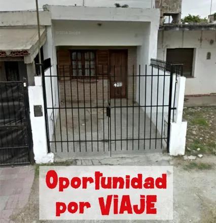 Buy this studio house on Fuente Del Perdón in Avenida Vélez Sarsfield, Departamento Capital