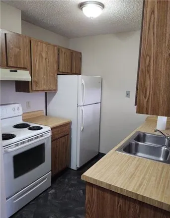 Rent this 2 bed condo on 401 19th Street in Windom, MN 56101