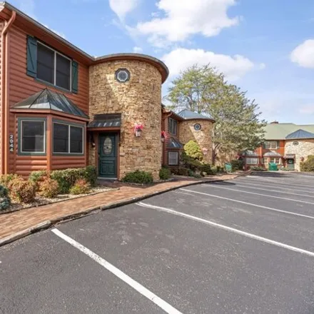 Buy this 3 bed condo on 2092 Hickory Ridge Way in Sevierville, TN 37862