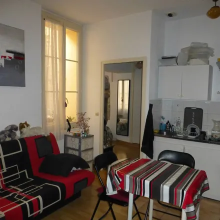 Image 2 - 315 Place de la Liberté, 83000 Toulon, France - Apartment for rent