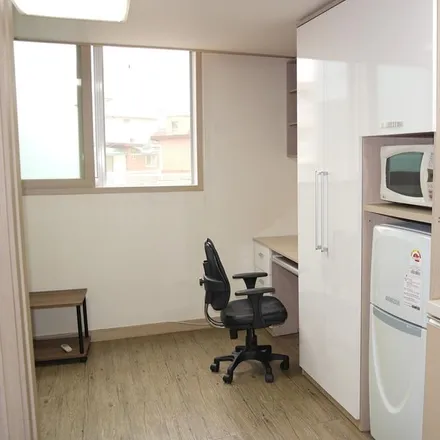 Rent this 1 bed apartment on Hoegi-dong in Seoul, South Korea