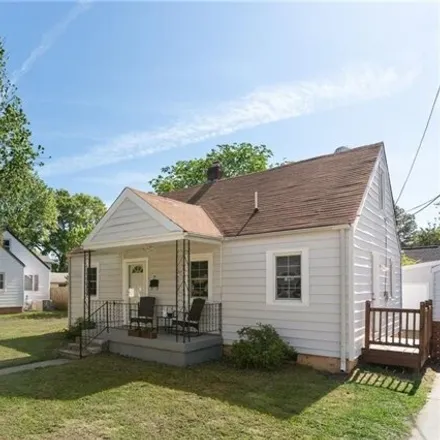 Buy this 3 bed house on 13 Chowan Drive in Portsmouth, VA 23701