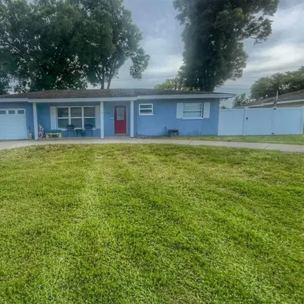 Buy this 2 bed house on 1825 Hunt Lane in Pinellas County, FL 33764