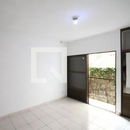 Rent this 1 bed apartment on Rua Scuvero 48 in Aclimação, São Paulo - SP