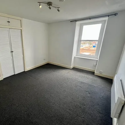 Image 2 - CTD Tiles, 119 Clepington Road, Dundee, DD3 7NU, United Kingdom - Apartment for rent