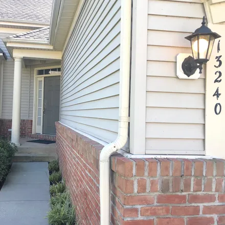 Buy this 2 bed townhouse on 13240 Fieldstone Way in Gainesville, VA 20155