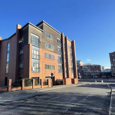 Rent this studio apartment on Frankster's in 156 Ecclesall Road, Sheffield