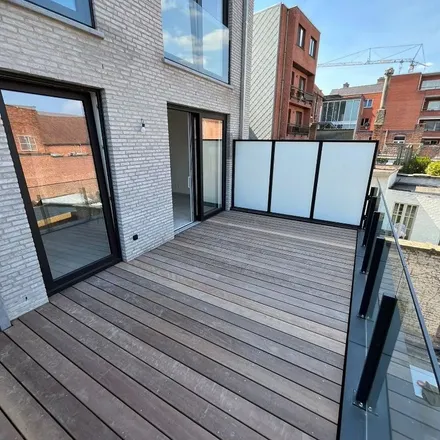 Rent this 2 bed apartment on Tolpoortstraat 124;126 in 9800 Deinze, Belgium