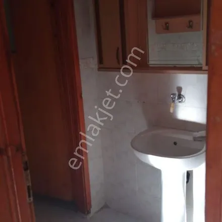 Rent this 3 bed apartment on Kerim Çavuş Caddesi in 58070 Sivas Belediyesi, Turkey