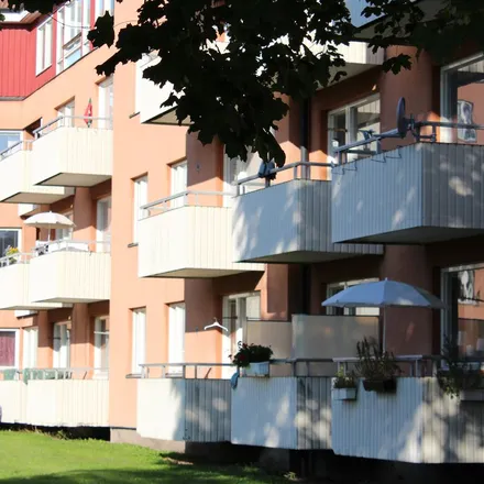 Rent this 3 bed apartment on Östermalmsvägen in 612 40 Finspång, Sweden