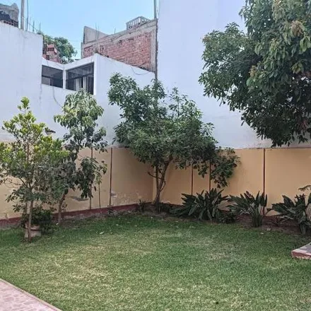 Buy this 7 bed house on Totorales in San Miguel, Lima Metropolitan Area 15087