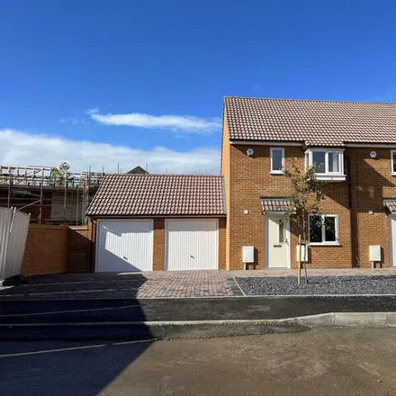 Buy this 2 bed house on Fairview Crescent in Rayleigh, Essex