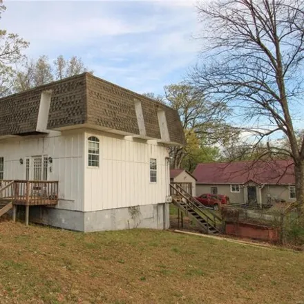 Image 2 - 515 Selma Street, Poplar Bluff, MO 63901, USA - House for sale