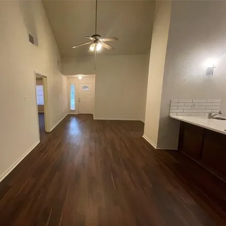 Image 5 - 14615 Chasemont Drive, Houston, TX 77489, USA - House for rent