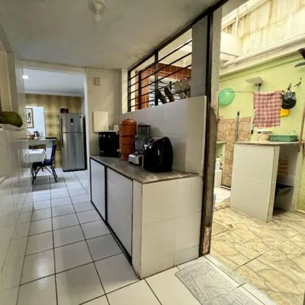 Buy this 5 bed house on Rua Francisco Farias Filho 111 in Guararapes, Fortaleza - CE