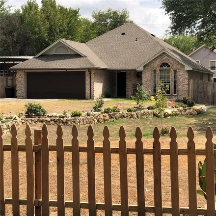 Buy this 4 bed house on 5317 Cornell Avenue in River Oaks, Tarrant County