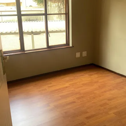 Image 4 - Marie Avenue, Parkmore, Sandton, 2031, South Africa - Apartment for rent