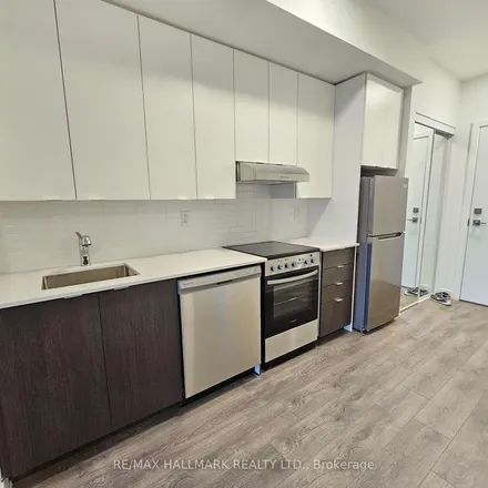 Image 7 - Canon Jackson Drive, Toronto, ON M6M 2L7, Canada - Apartment for rent