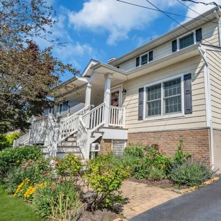 Rent this 4 bed house on 182 Union Avenue in Manasquan, Brielle