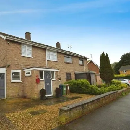 Buy this 3 bed duplex on Sherwood Avenue in Wisbech, PE13 3HF