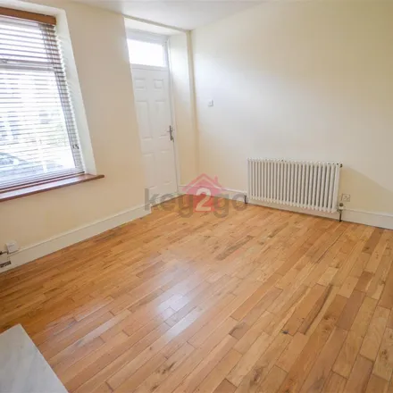 Image 6 - Hall Road, Sheffield, S13 9AX, United Kingdom - Apartment for rent