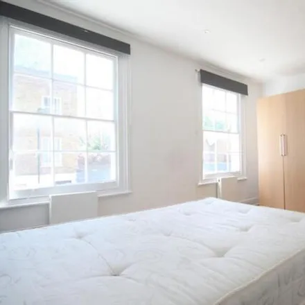 Image 5 - Carol Street, London, NW1 0AY, United Kingdom - House for rent