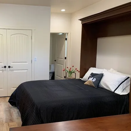 Rent this 8 bed house on Coronado