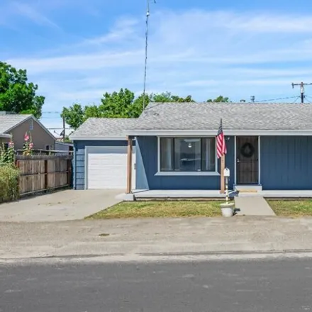 Buy this 3 bed house on 1027 Bewley Avenue in Stanislaus County, CA 95351