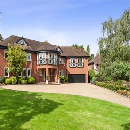 Buy this 6 bed house on 11 Northcliffe Drive in London, N20 8JS
