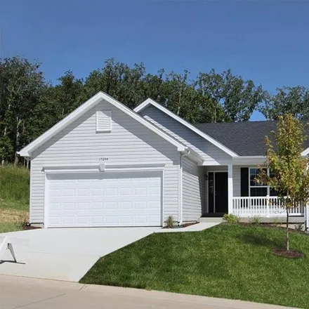 Buy this 3 bed house on North Valley Trail in Meramec Township, MO 63025