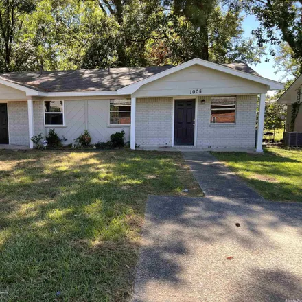 Rent this 2 bed duplex on 1007 Wright Street in Jacksonville, AR 72076