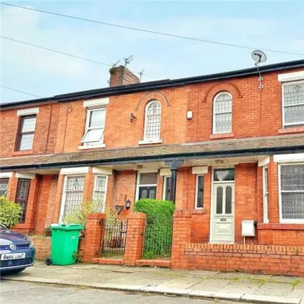 Buy this 2 bed townhouse on Derbyshire Road in Manchester, M40 1QN