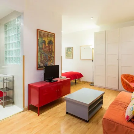Image 8 - Antigua Casa Crespo, Calle del Divino Pastor, 29, 28004 Madrid, Spain - Apartment for rent